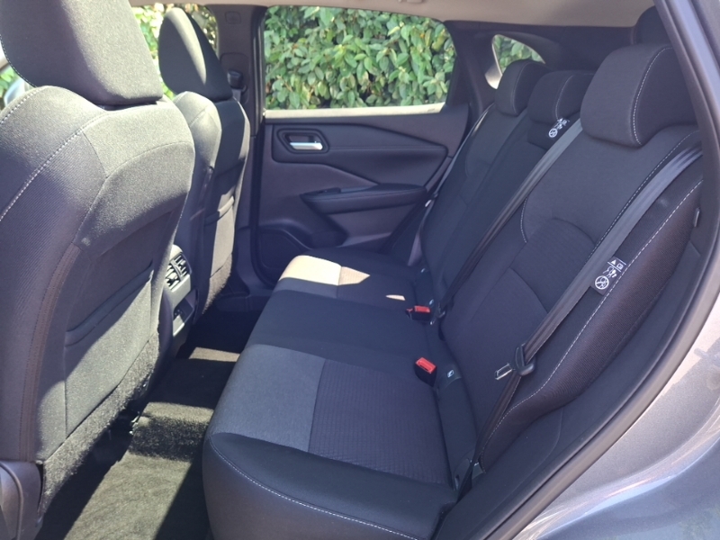 Nissan Qashqai 1.5 E-power N-connecta Glass Roof Grey #6