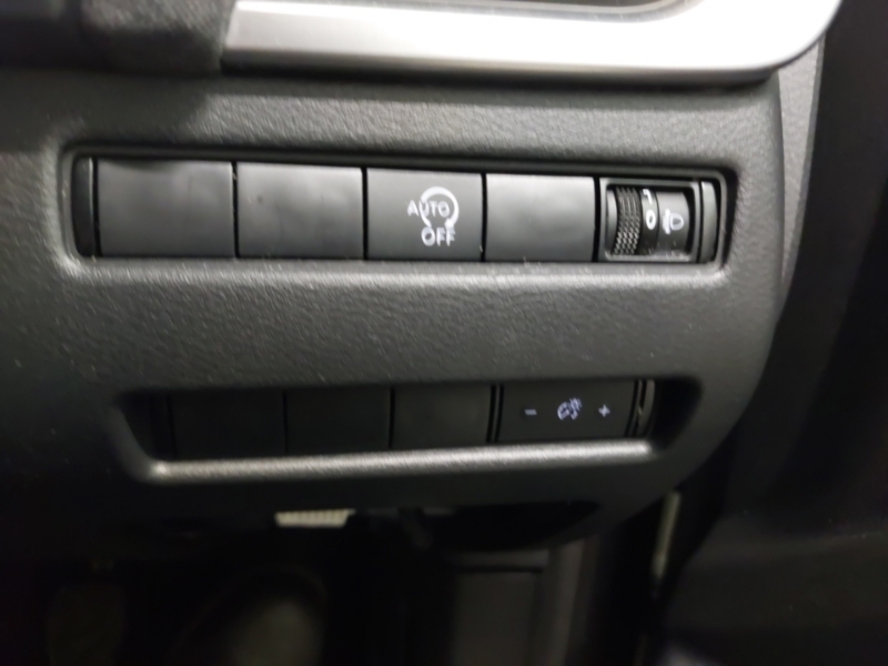 Nissan Qashqai Tekna Grey #17