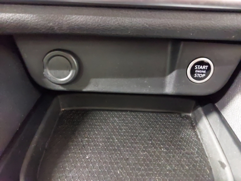 Nissan Qashqai Tekna Grey #15