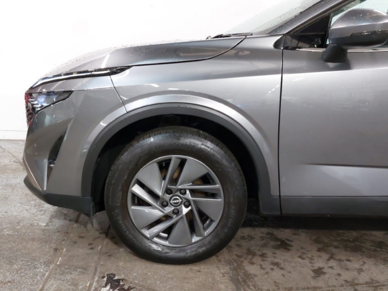 Nissan Qashqai Tekna Grey #19