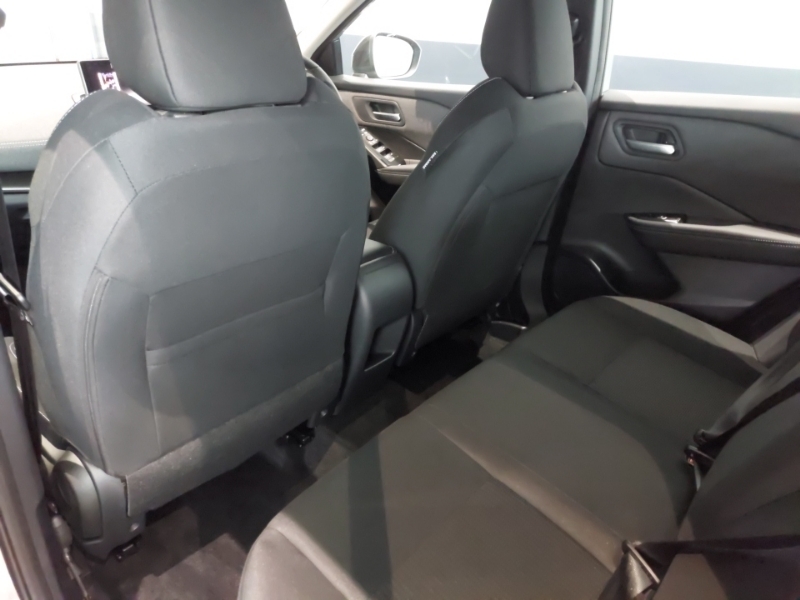 Nissan Qashqai 1.3 Dig-t Mh 158 Acenta Premium Xtronic Silver #6