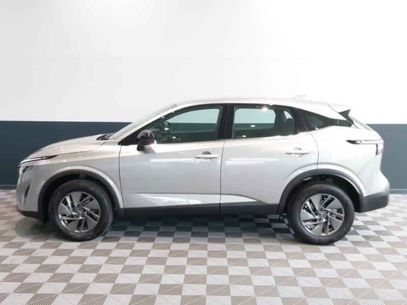 Nissan Qashqai 1.3 Dig-t Mh 158 Acenta Premium Xtronic Silver #4