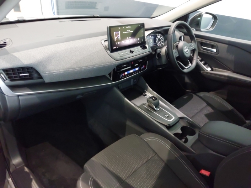 Nissan Qashqai 1.3 Dig-t Mh 158 Acenta Premium Xtronic Silver #5