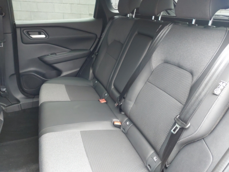 Nissan Qashqai 1.3 Dig-t Mh N-connecta Black #6