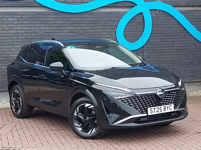 Nissan Qashqai 1.3 Dig-t Mh N-connecta Black