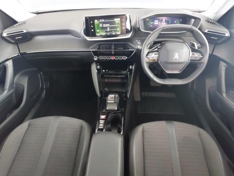 Peugeot 2008 1.2 Puretech 130 Allure Premium Eat8 White #2