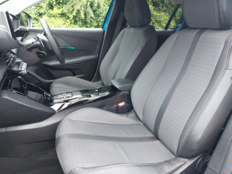 Peugeot 208 1.2 Puretech 100 Allure Premium Eat8 MW23YHR Blue #5