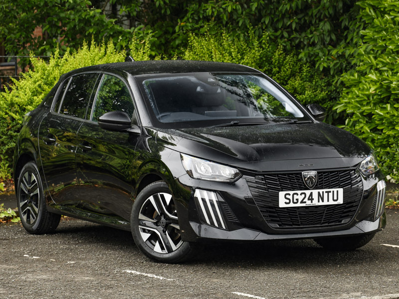 Peugeot 208 1.2 Puretech 100 Allure Black