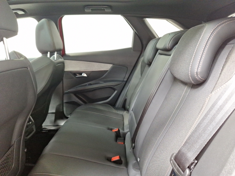 Peugeot 3008 1.2 Puretech Gt Eat8 Red #6