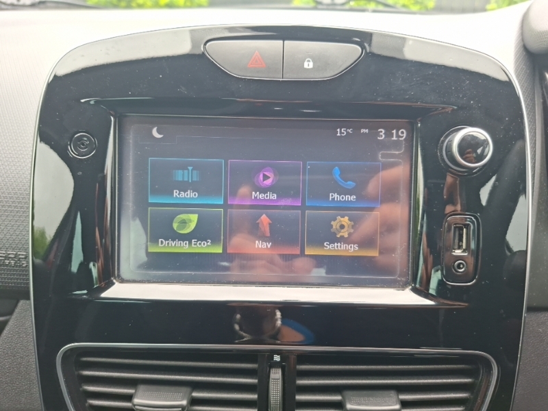 Renault Clio 1.2 16V Dynamique Nav White #15