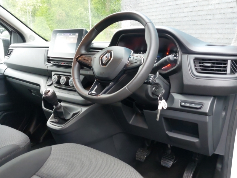 Renault Trafic Ll30 Blue Dci 130 Advance Safety Van White #3