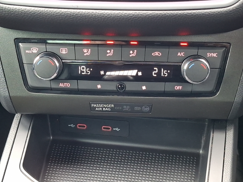 Seat Ibiza Hatchback White #16
