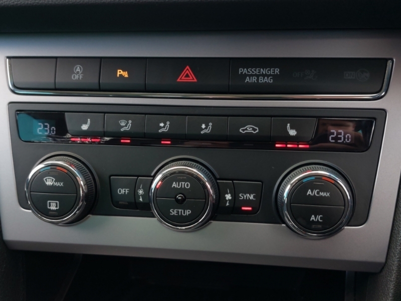 Seat Leon 1.2 Tsi Se Dynamic Technology Hatchback Grey #17