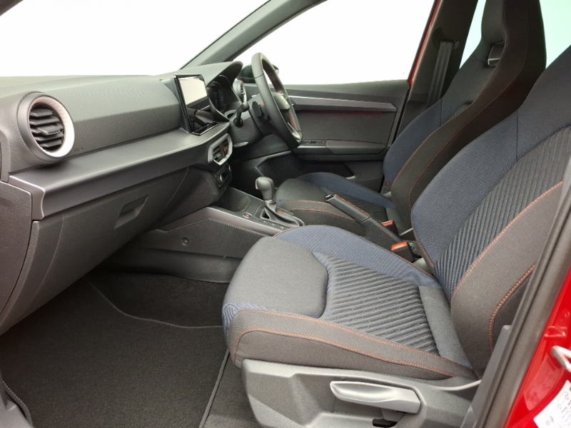 Seat Arona 1.0 Tsi 115 Fr Black Edition Dsg Red #5