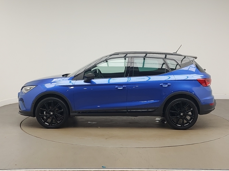 Seat Arona 1.0 Tsi 115 Fr Black Edition Dsg Blue #4