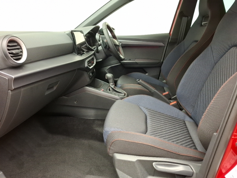 Seat Arona 1.0 Tsi 115 Fr Black Edition Dsg Red #5