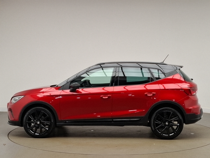 Seat Arona 1.0 Tsi 115 Fr Black Edition Dsg Red #4