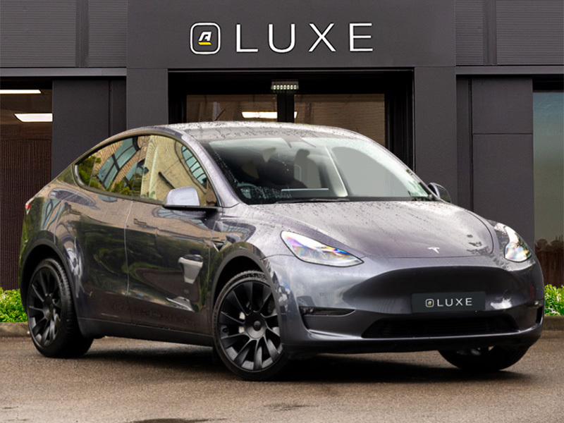 Tesla Model Y Long Range Awd Grey