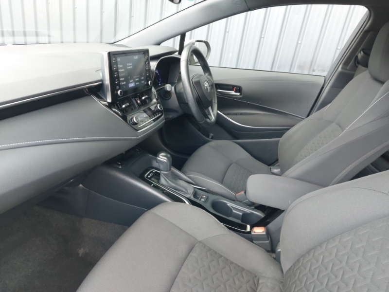 Toyota Corolla 1.8 Vvt-i Hybrid Icon Cvt White #5
