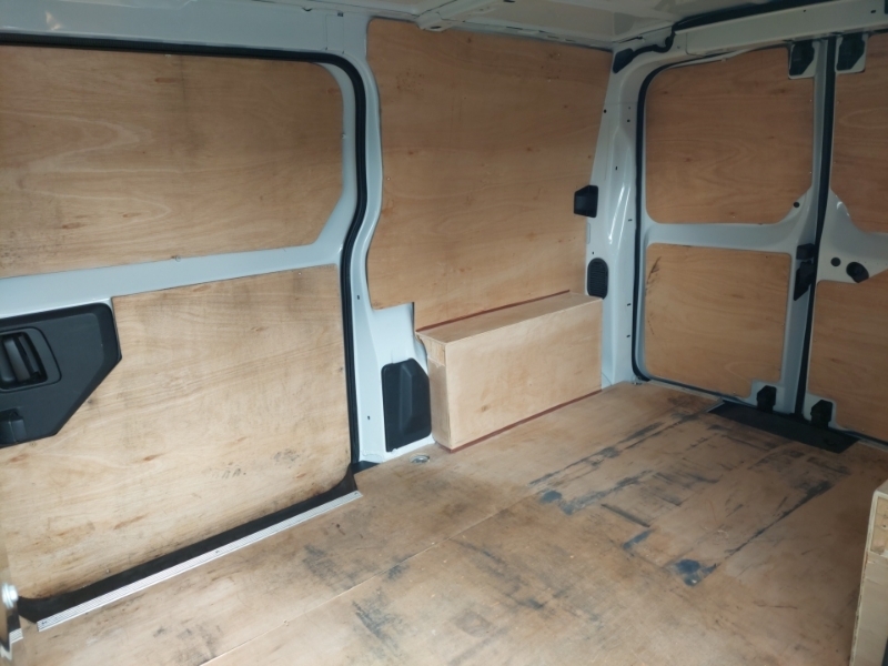 Toyota PROACE 2.0D 140 Design Van Tss White #6
