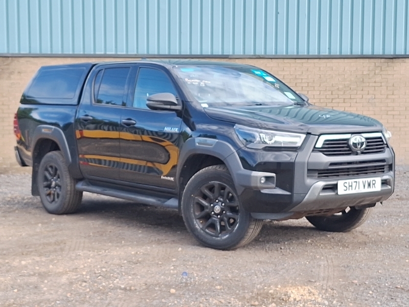 Toyota HILUX Invincible X Dcab Pick Up 2.8 D-4d Black
