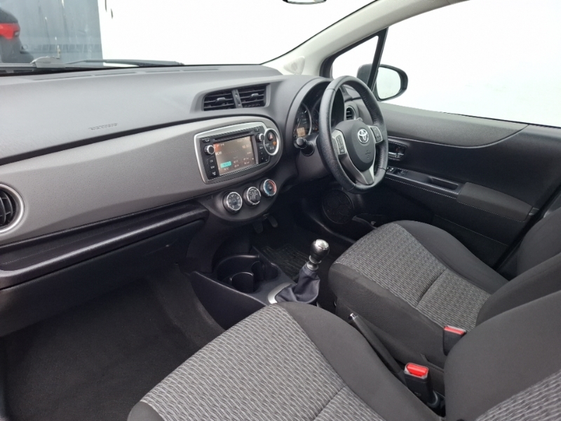 Toyota Yaris 1.33 Vvt-i Tr FG13XCB Grey #5