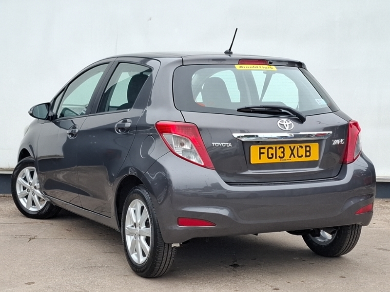 Toyota Yaris 1.33 Vvt-i Tr FG13XCB Grey #2