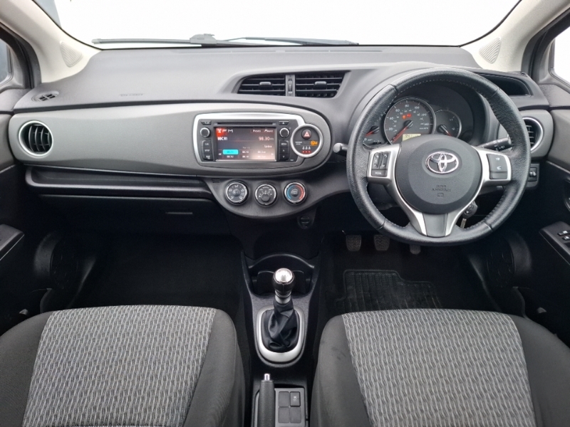 Toyota Yaris 1.33 Vvt-i Tr FG13XCB Grey #3