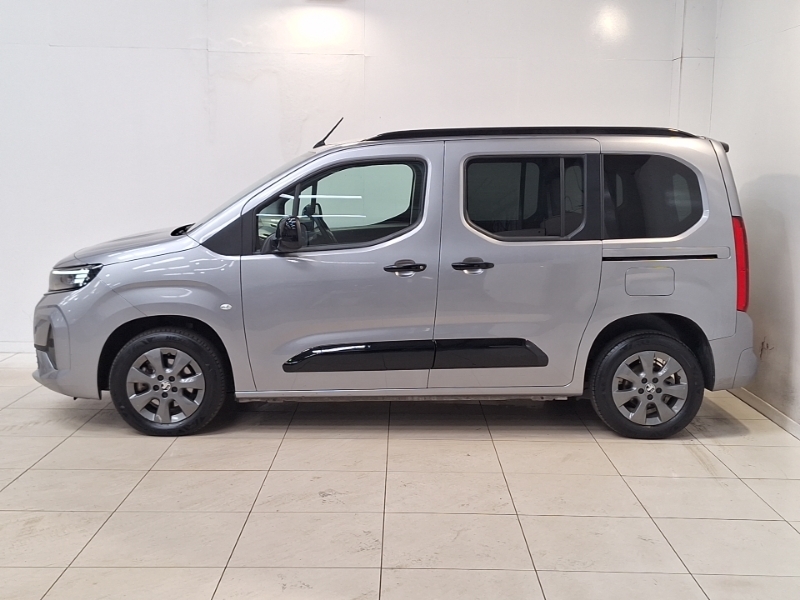 Vauxhall Combo-e Life 100Kw Ultimate 52Kwh Grey #4