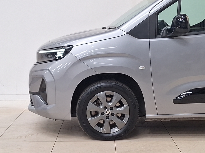 Vauxhall Combo-e Life 52Kwh Pro Panel Van Swb 7.4Kw C White #19