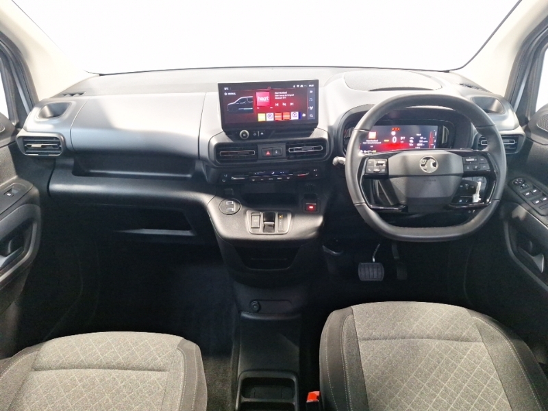 Vauxhall Combo-e Life 100Kw Ultimate 52Kwh Grey #3