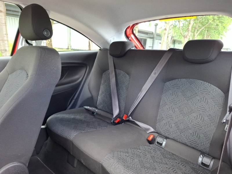 Vauxhall Corsa 1.4 75 Energy Ac Red #6