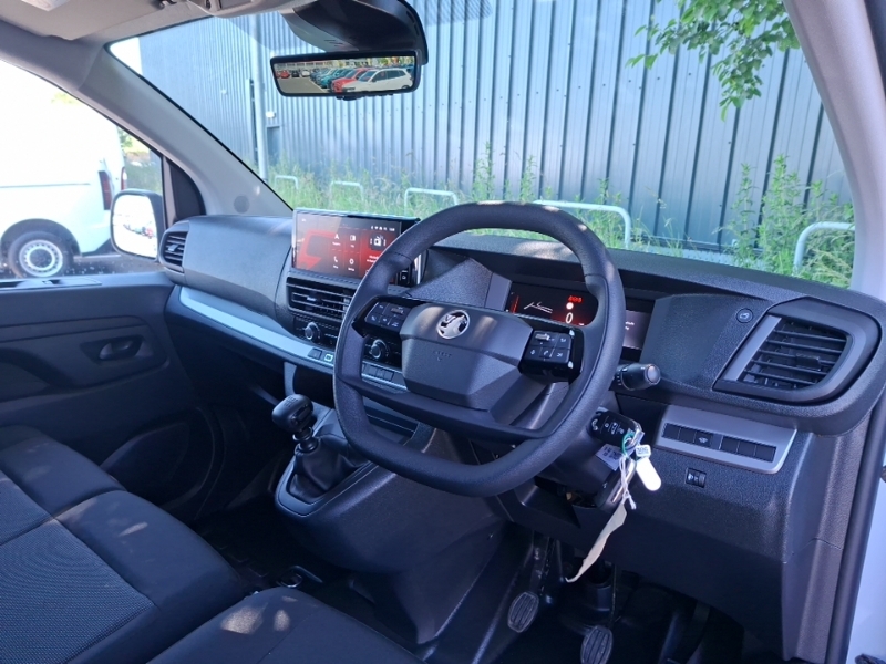Vauxhall Vivaro 1.5 Turbo D 120 Pro H1 Van White #3