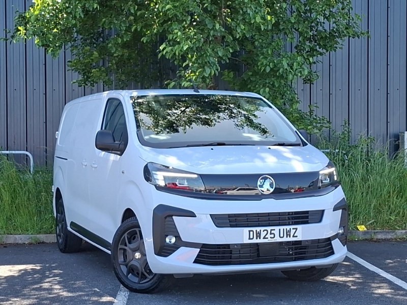Vauxhall Vivaro 1.5 Turbo D 120 Pro H1 Van White