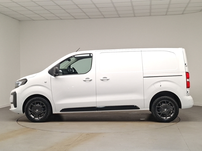 Vauxhall Vivaro 1.5 Turbo D 120 Pro H1 Van White #4