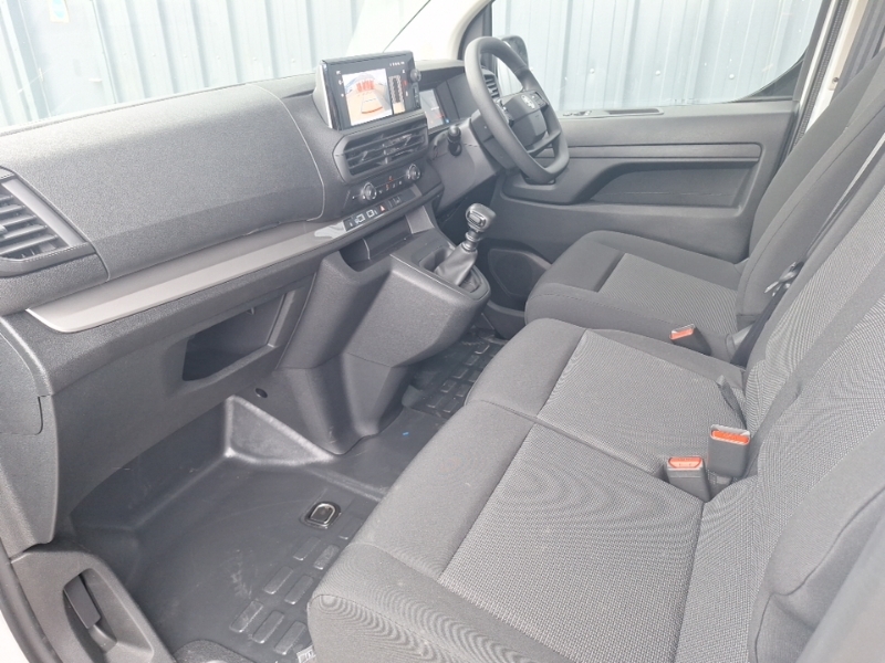 Vauxhall Vivaro 1.5 Turbo D 120 Pro H1 Van White #5