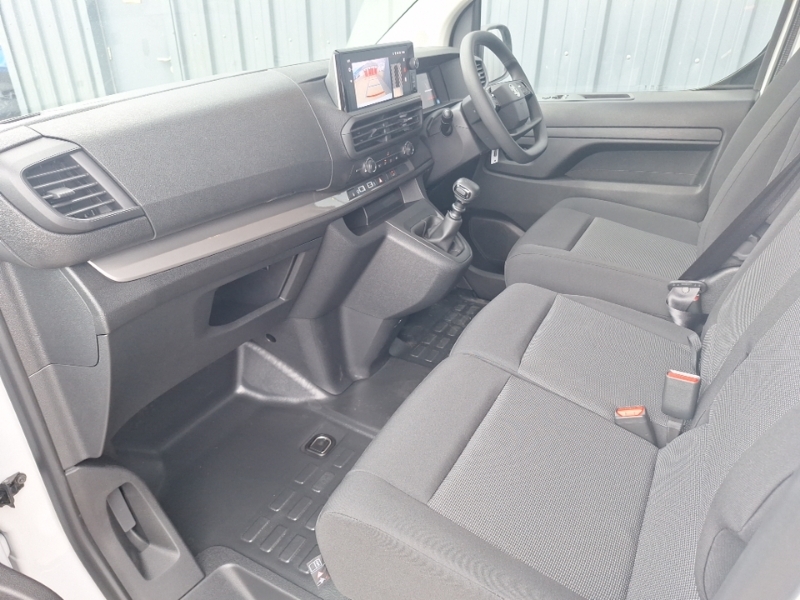 Vauxhall Vivaro 1.5 Turbo D 120 Pro H1 Van White #5
