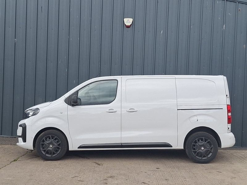 Vauxhall Vivaro 1.5 Turbo D 120 Pro H1 Van White #4