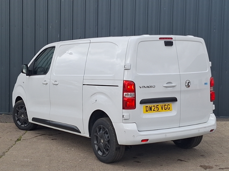 Vauxhall Vivaro 1.5 Turbo D 120 Pro H1 Van White #2