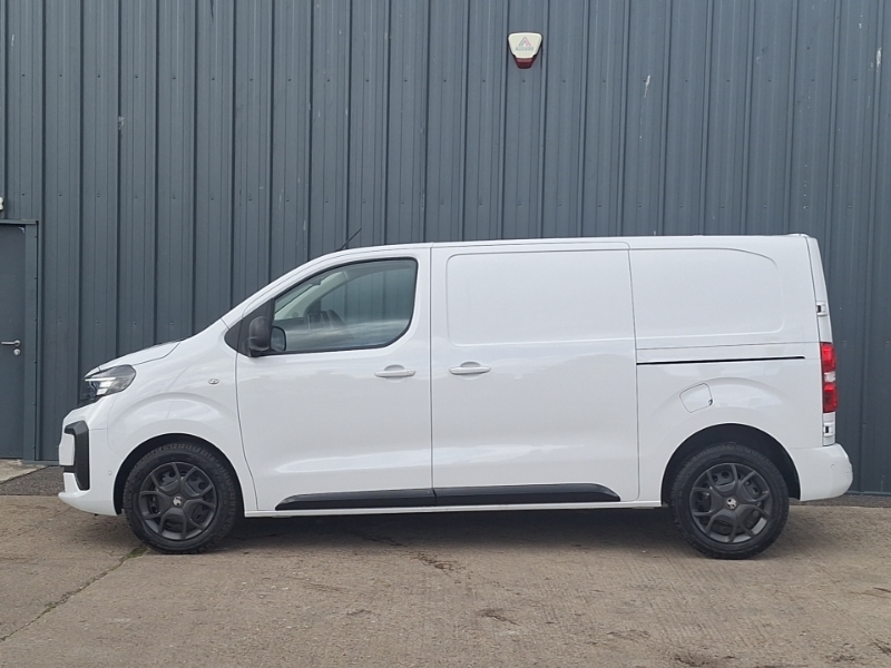 Vauxhall Vivaro 1.5 Turbo D 120 Pro H1 Van White #4