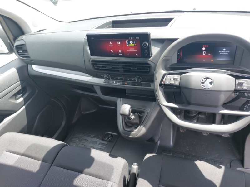 Vauxhall Vivaro 1.5 Turbo D 120 Pro H1 Van White #3