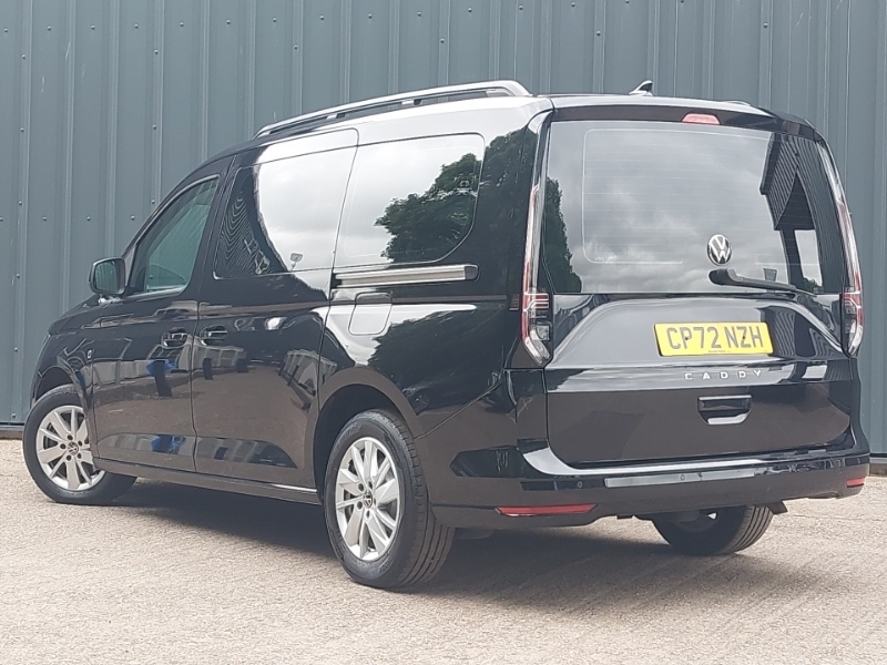 Volkswagen Caddy Maxi Life 2.0 Tdi 122 Life Black #2