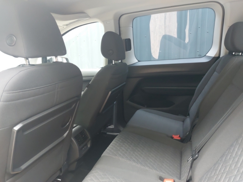 Volkswagen Caddy Maxi Life 2.0 Tdi 122 Life Black #6