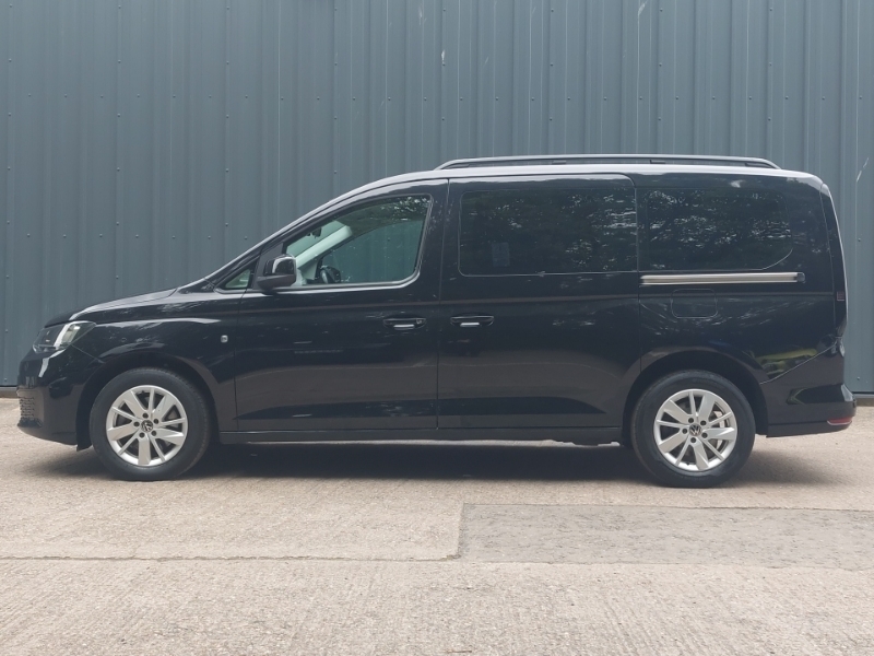 Volkswagen Caddy Maxi Life 2.0 Tdi 122 Life Black #4