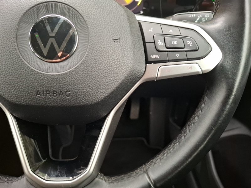 Volkswagen Golf Hatchback Black #13