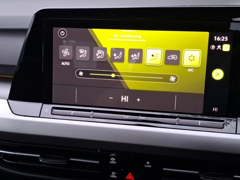 Volkswagen Golf Hatchback Black #15