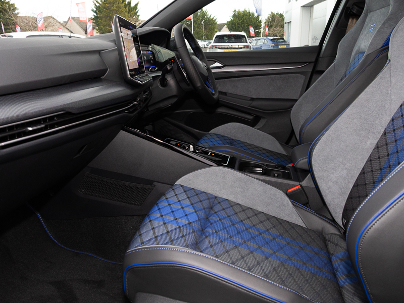 Volkswagen Golf 2.0 Tsi 333 R Black Edition 4Motion Dsg Black #5