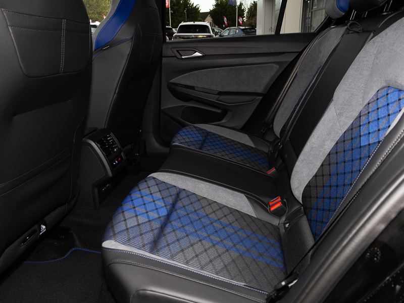 Volkswagen Golf 2.0 Tsi 333 R Black Edition 4Motion Dsg Black #6
