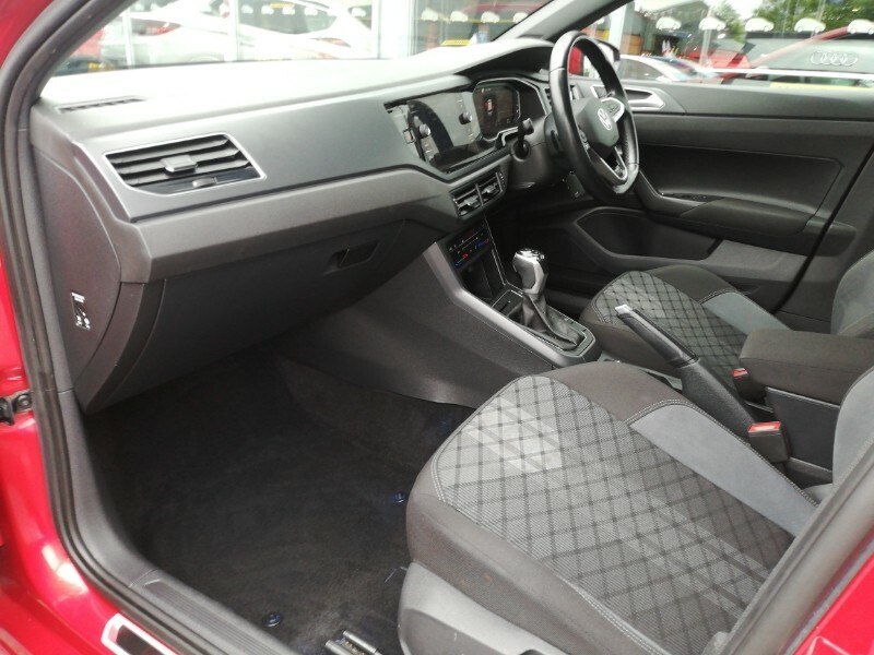 Volkswagen Polo 1.0 Tsi 110 R-line Dsg Red #5