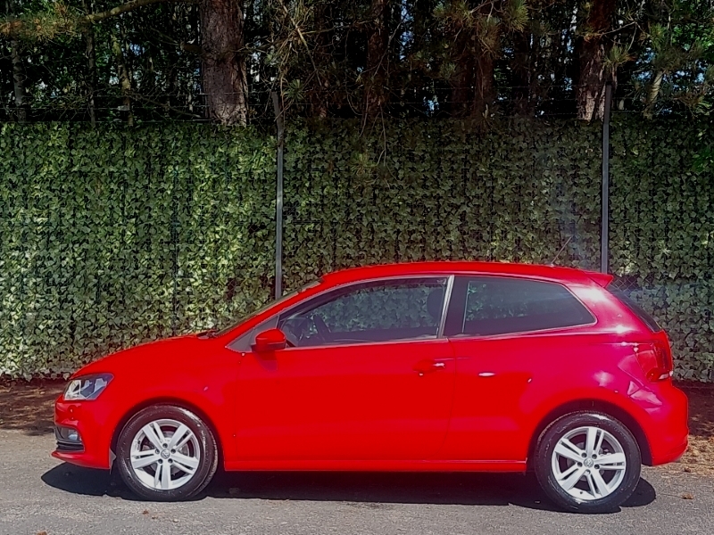 Volkswagen Polo 1.2 Tsi Match Red #4